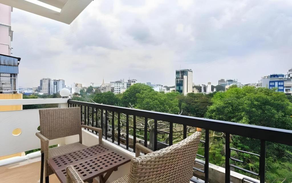 The Noble Swan Wood Park Hotel مدينة هوشي منه المظهر الخارجي الصورة