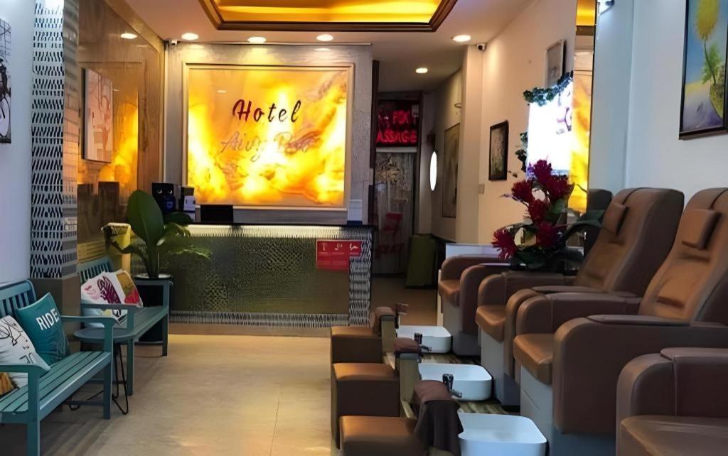 The Noble Swan Wood Park Hotel مدينة هوشي منه المظهر الخارجي الصورة