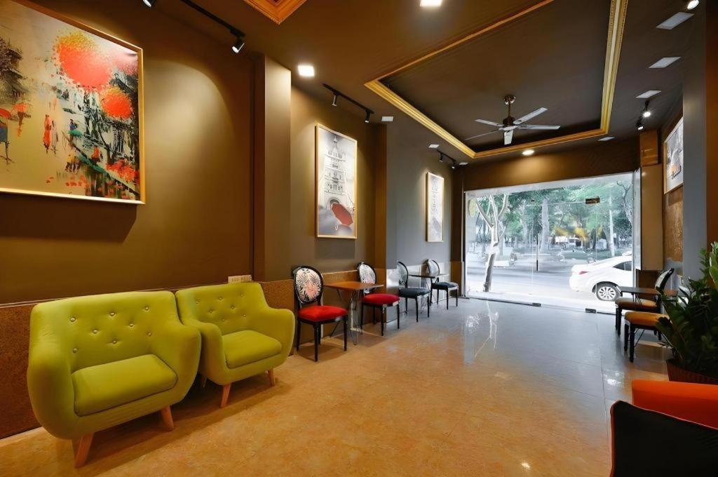 The Noble Swan Wood Park Hotel مدينة هوشي منه المظهر الخارجي الصورة